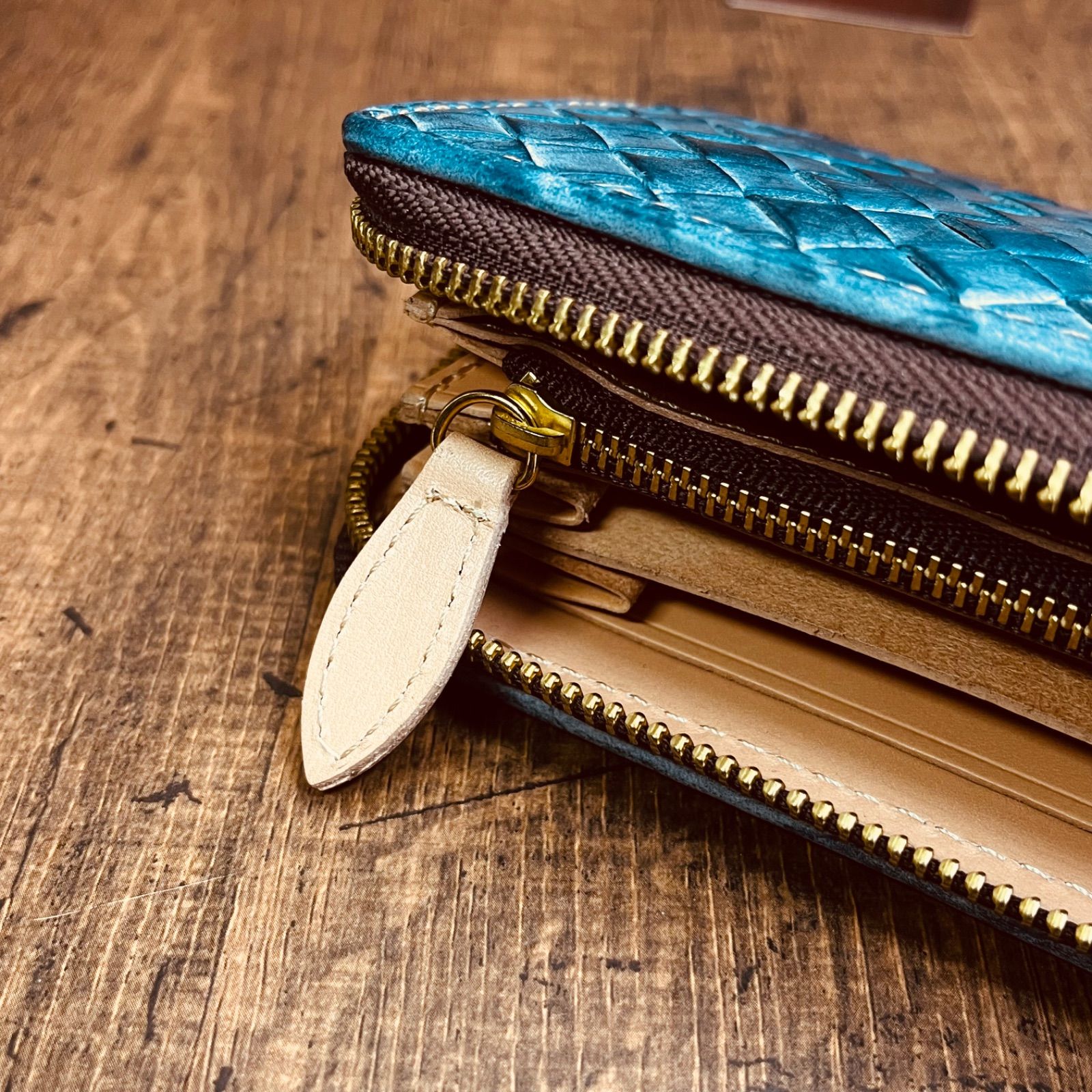 （新品 ）手作りブライドルレザー ラウンドファスナー メンズ 長財布/ワインレッド