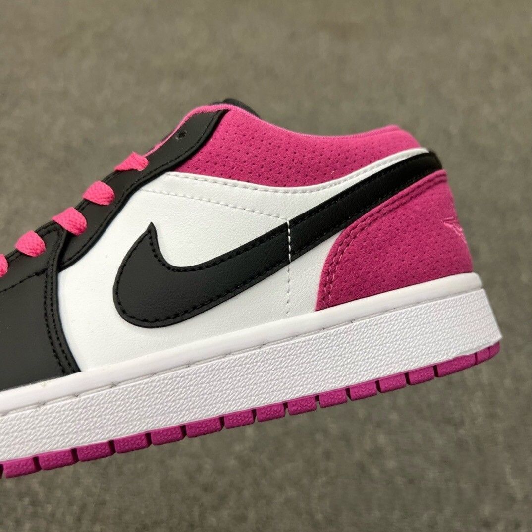 お値下げしました??即購入?? ナイキ NIKE AIR JORDAN 1 LOw SE