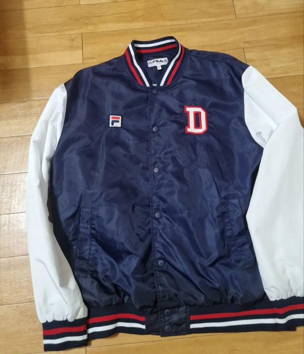 斗山ベアーズ スタジャン スタジアム FILA フィラ アウター 95 サイズ
