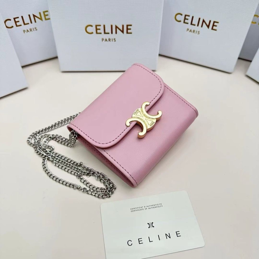 トリオンフ　チェーンウォレット □CELINE□トリオンフ チェーンウォレット ブラック (CELINE