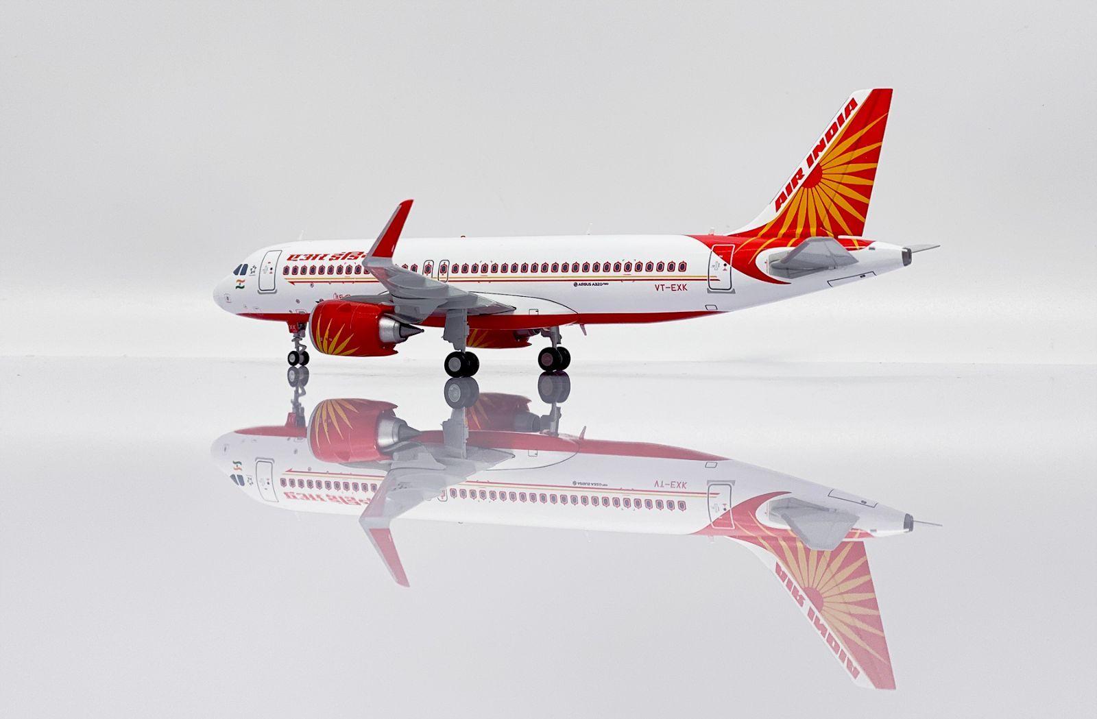 エアインディア A320NEO VT-CIO 1/200 Jcwings エアインディア A320neo VT-EXK 1/200 LH2411 - メルカリ