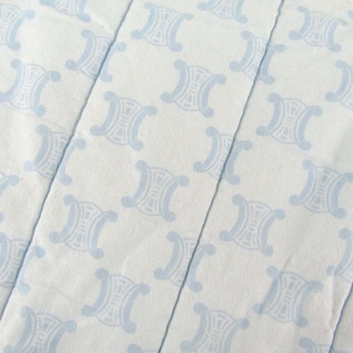 お値下げ❣️とっても素敵‼️セリーヌキルトパッドシーツ　新品未使用保管品 お値下げ❣️とっても素敵‼️セリーヌキルトパッドシーツ 新品未