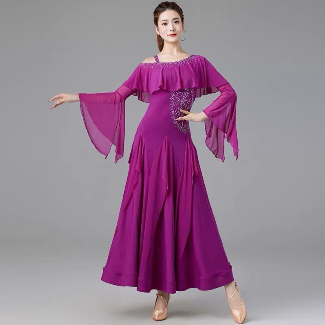 の練習やダンスパーティーに 長袖