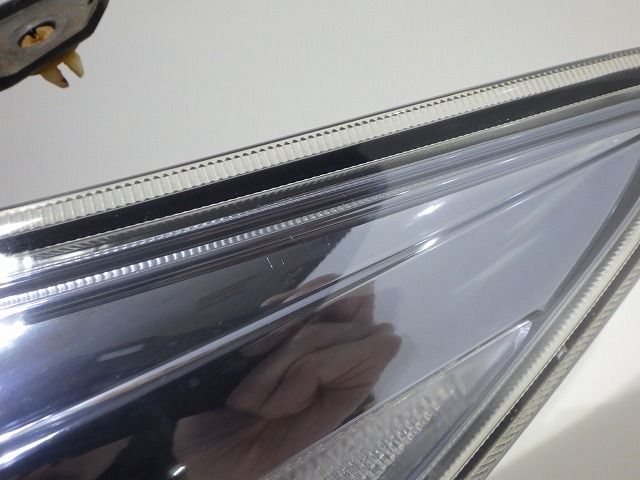 ヘッドライト左右