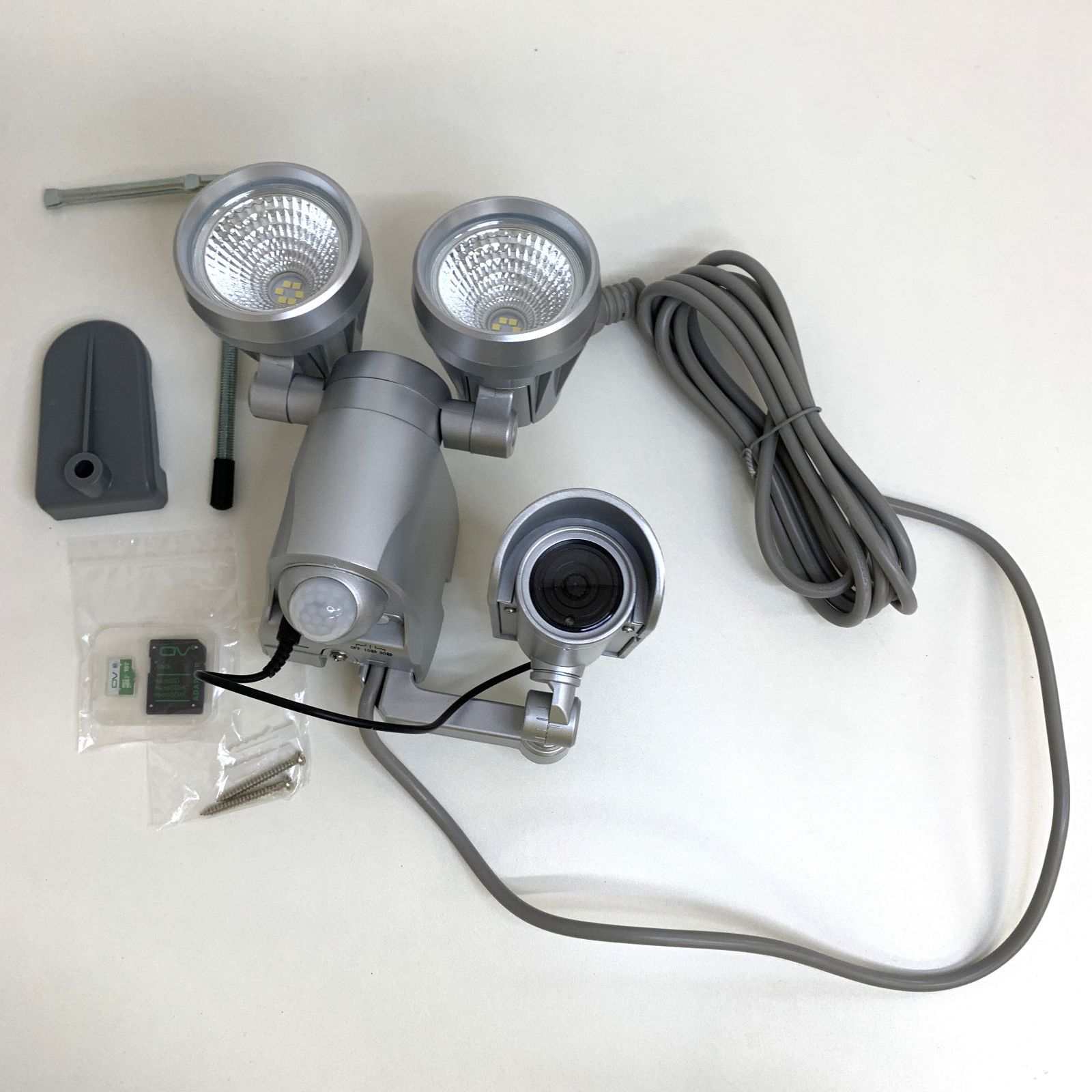 高儀　センサーライト&防犯カメラ　SLT-6LWVA 未使用品 未使用品】TAKAGI EARTH MAN 録画機能付 LEDセンサーライト SLT