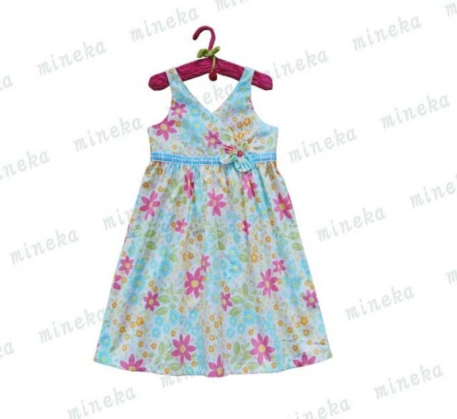 ☆新品☆キッズ 子供服 可愛い～花柄 ノースリーブワンピース ４T