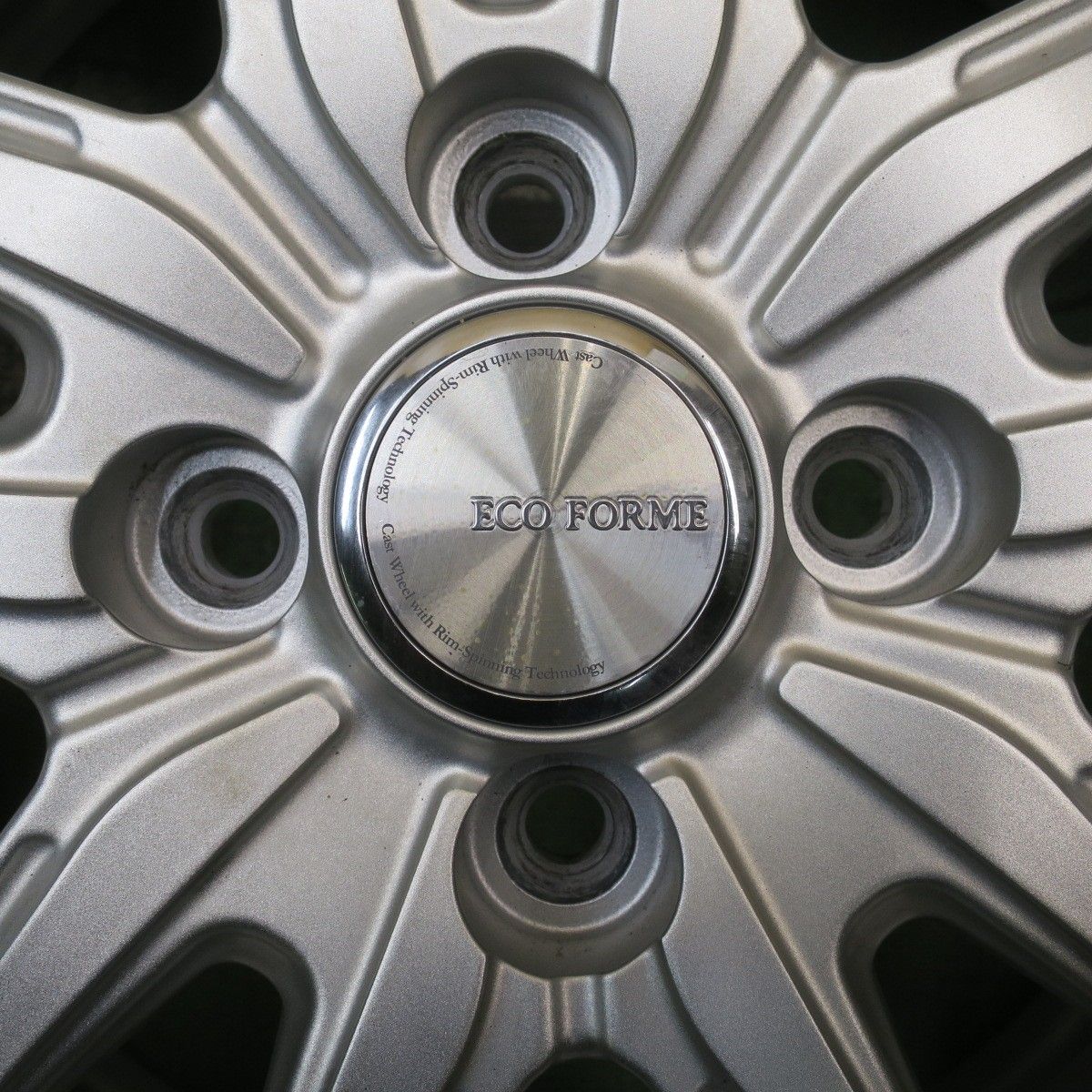 人気ブランドの新作も！ バリ溝 21年 キレイ 9.5分 スタッドレス 185 70R14 ブリヂストン ブリザック VRX3 ECO FORME エコフォルム 14インチ PCD100 4H 5092904NJス サイズ