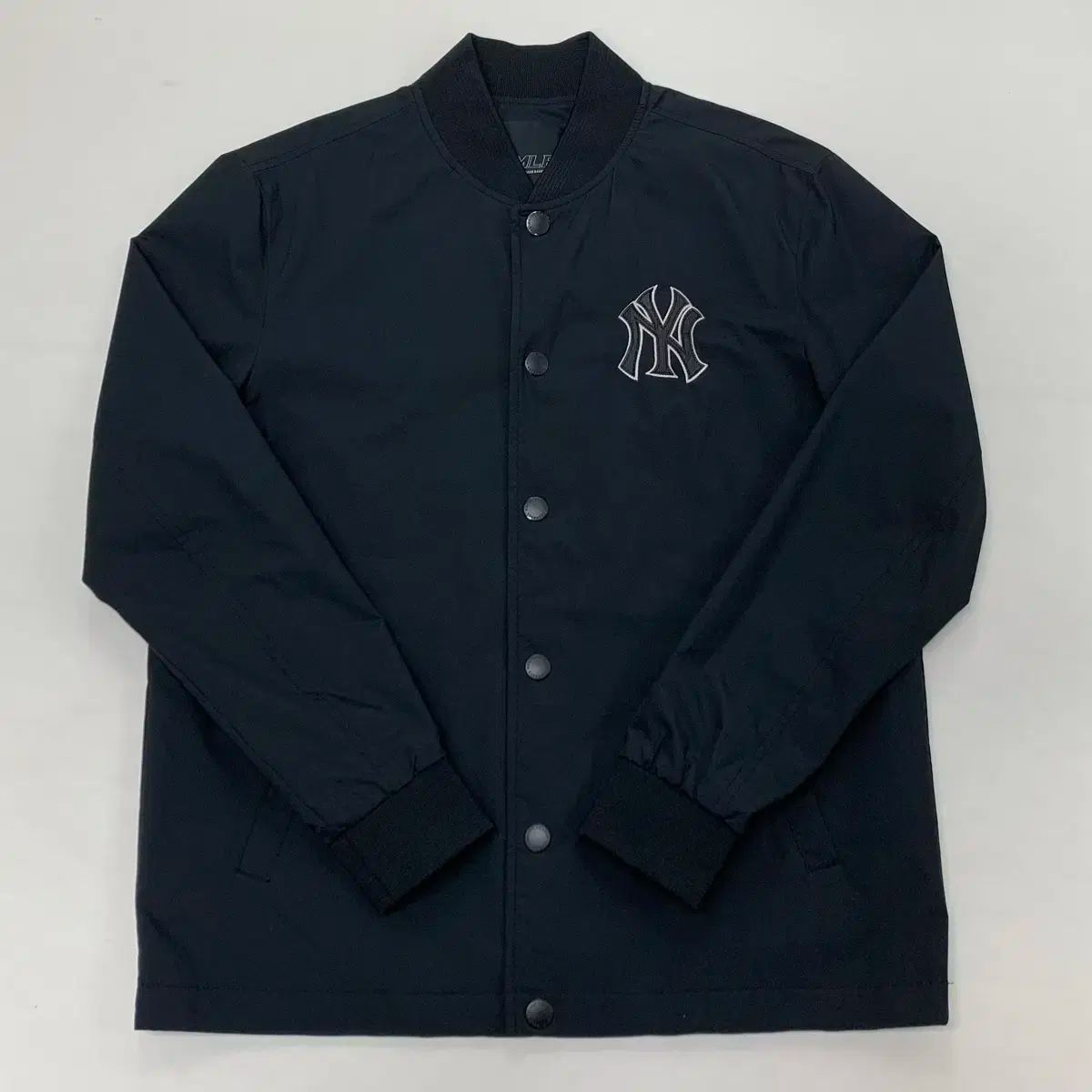 【レア】IBT “いんでぺんでんとぶらっくたいがぁ”ロンT 黒【袖プリント】 レア】IBT “いんでぺんでんとぶらっくたいがぁ”ロンT 黒【袖プリント