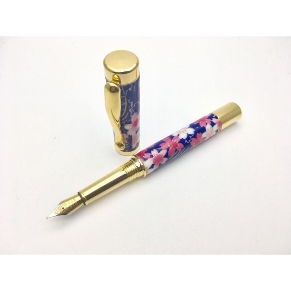 万年筆 文房具 桜と流水 紺色 美濃和紙 友禅紙 文具 ステーショナリー WWW_SKLAD-KIRPICHA_RU