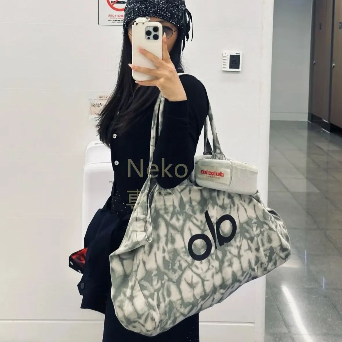 新品！ Alo Yoga アロヨガ トートバッグ ヨガ ジム ピラティス