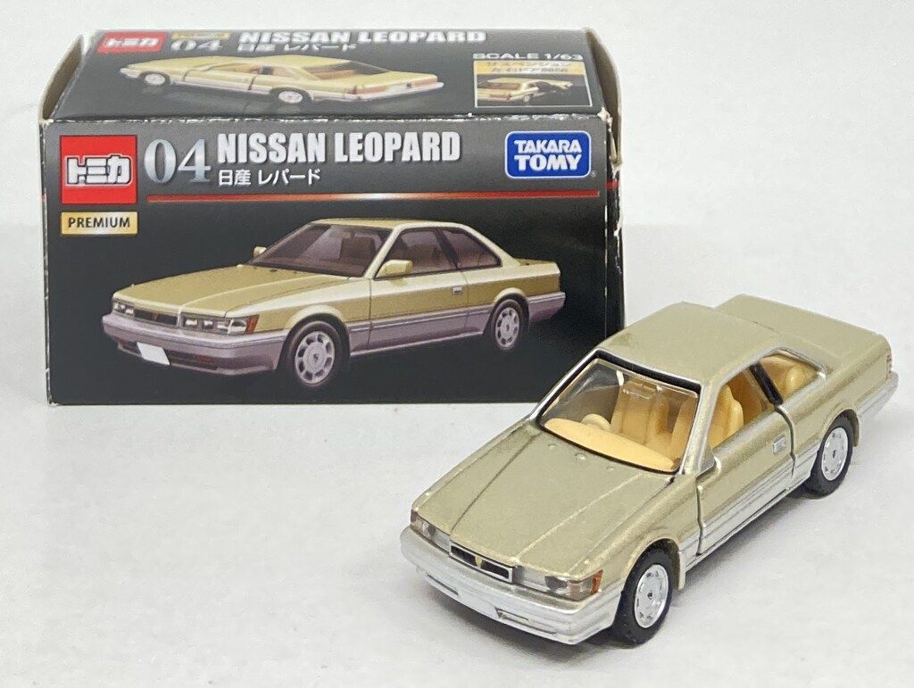 トミカプレミアム 04 日産 レパード 旧パッケージ 新パッケージセット トミカプレミアム 04 日産 レパード 旧パッケージ 新パッケージ