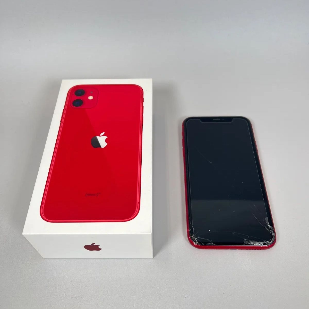 ジャンク】iPhone 11 64GB プロダクトレッド - メルカリ