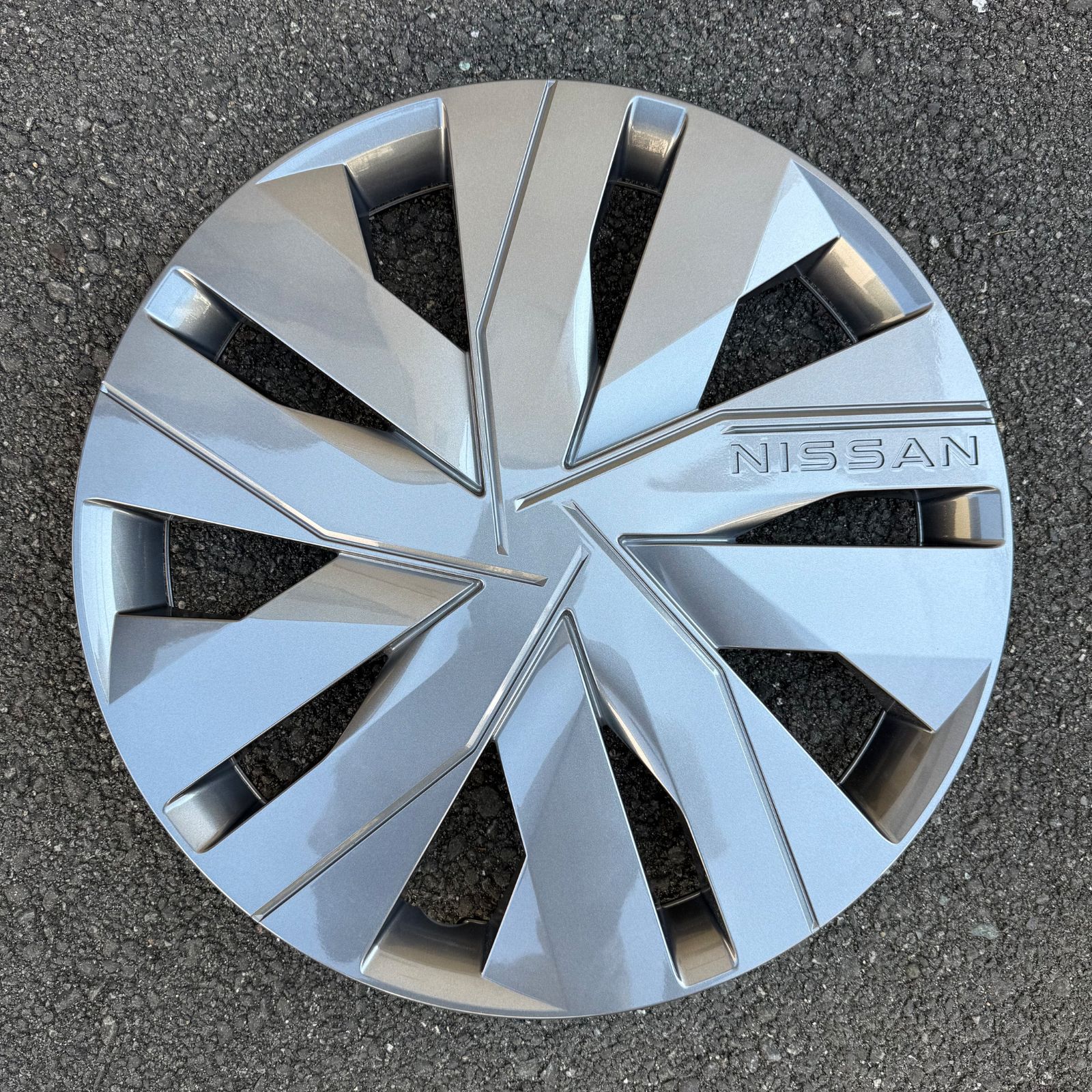 日産 NISSAN C28 セレナ 純正 ホイールキャップ 16インチ 40315 7DA0B 