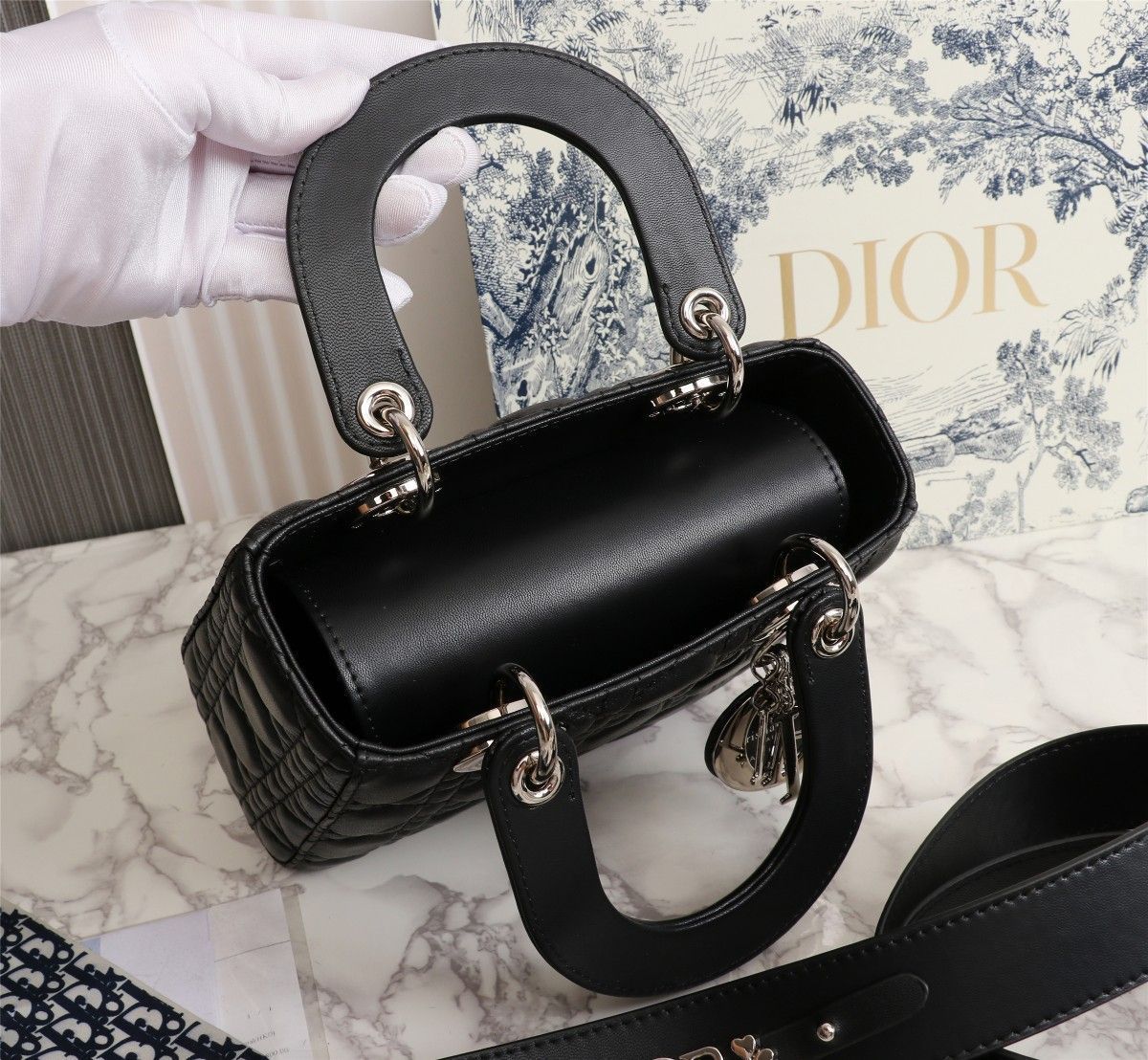 美品♡LADY DIOR ☆レディーディオール☆ハンドバッグ☆ ショルダー 