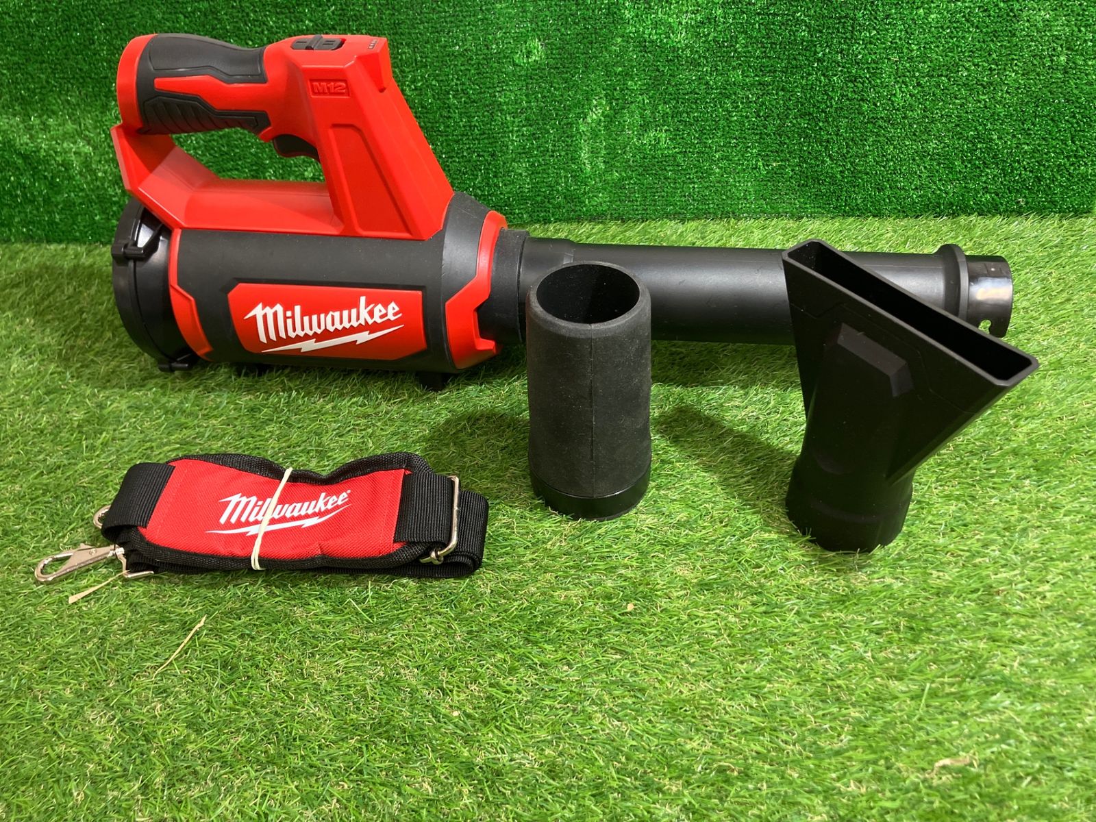 送料無料 ♥品 ミルウォーキー M12 BBL-0 APJ 本体のみ 12V 充電式コンパクトブロワー アクトツール富山店 ﾐﾙ