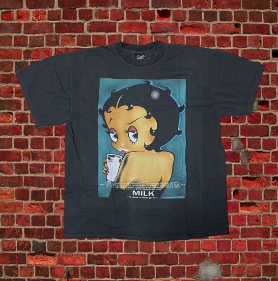 Betty Boop / ベティ ブープ Tシャツ got milk? - メルカリ Betty Boop / ベティ ブープ Tシャツ got milk? - メルカリ