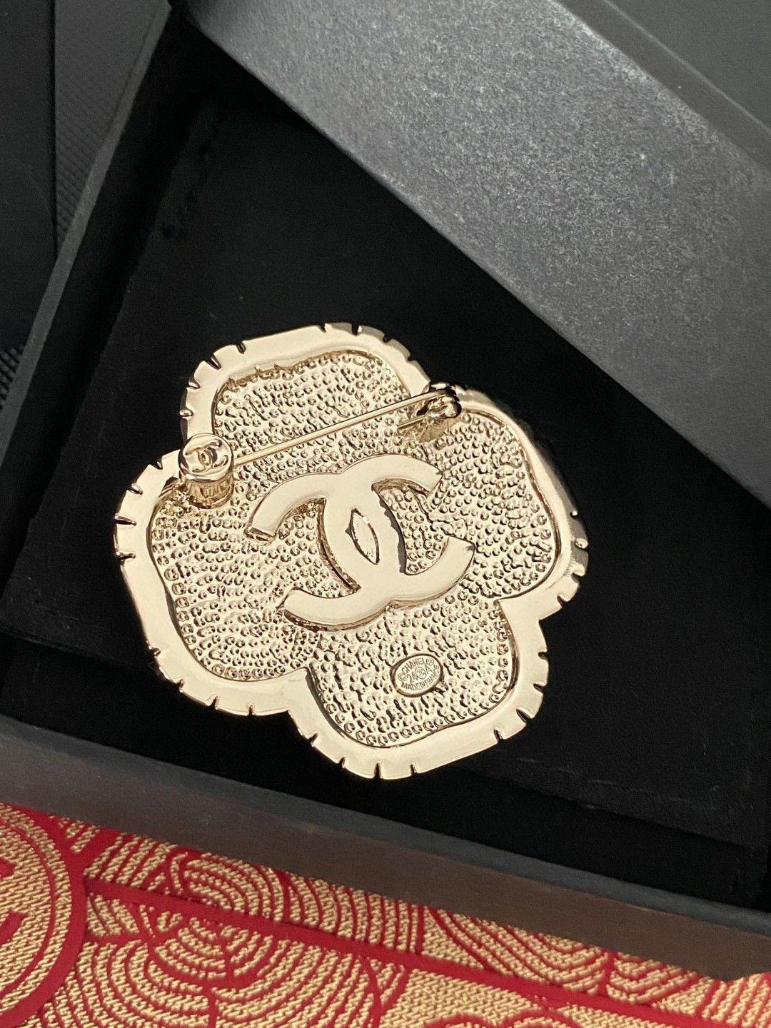【国内発送☆すぐ届く】CHANEL ブローチ org.jpg