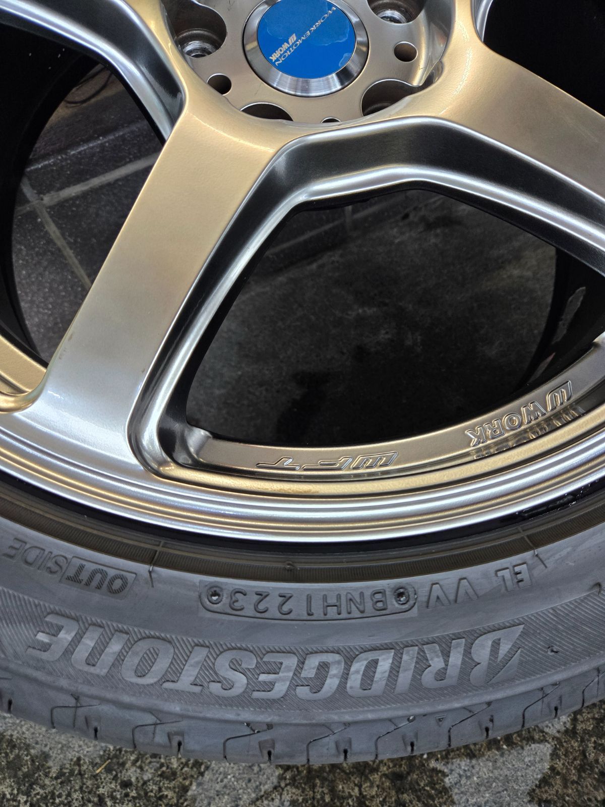 １８インチ タイヤ