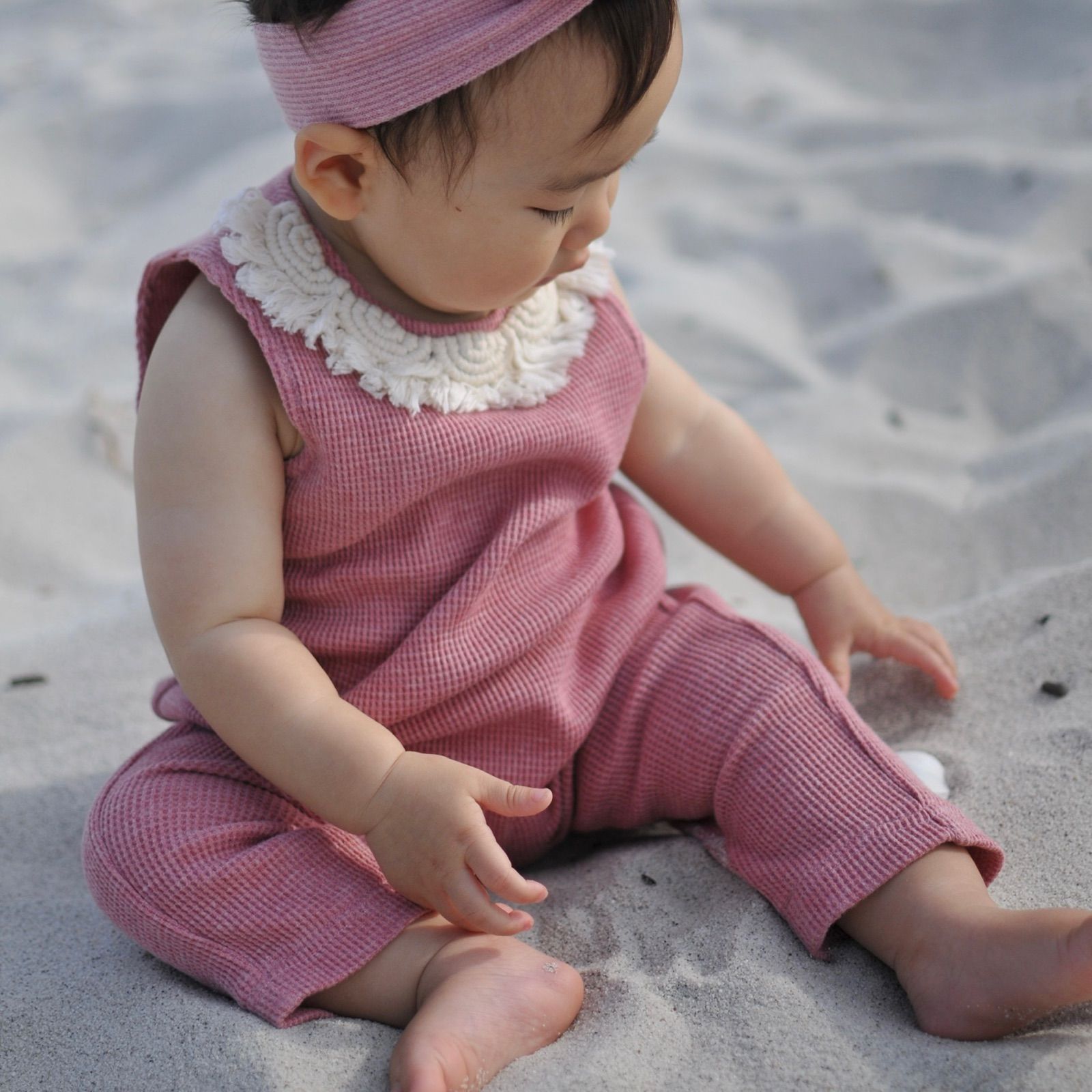 Smoky pink