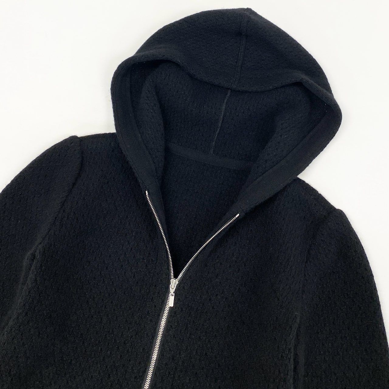 FOXEY フード付き ブラックパーカー　ダブルジッパー　38 8h4 FOXEY フォクシー ダブルジップ カシミヤニットパーカー SEA