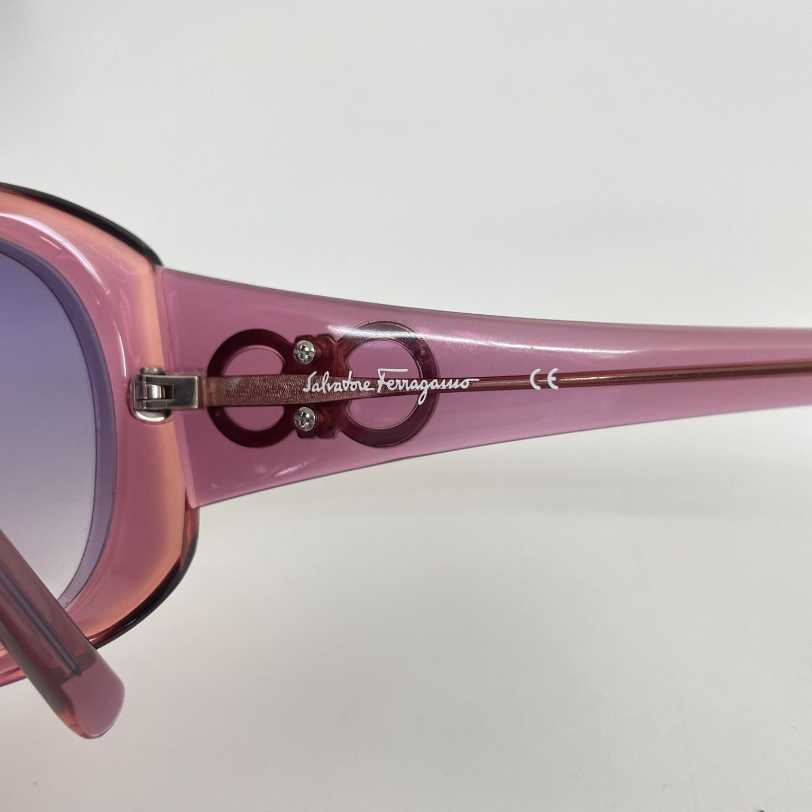 Salvatore Ferragamo パープル サングラスダブルガンチーニ