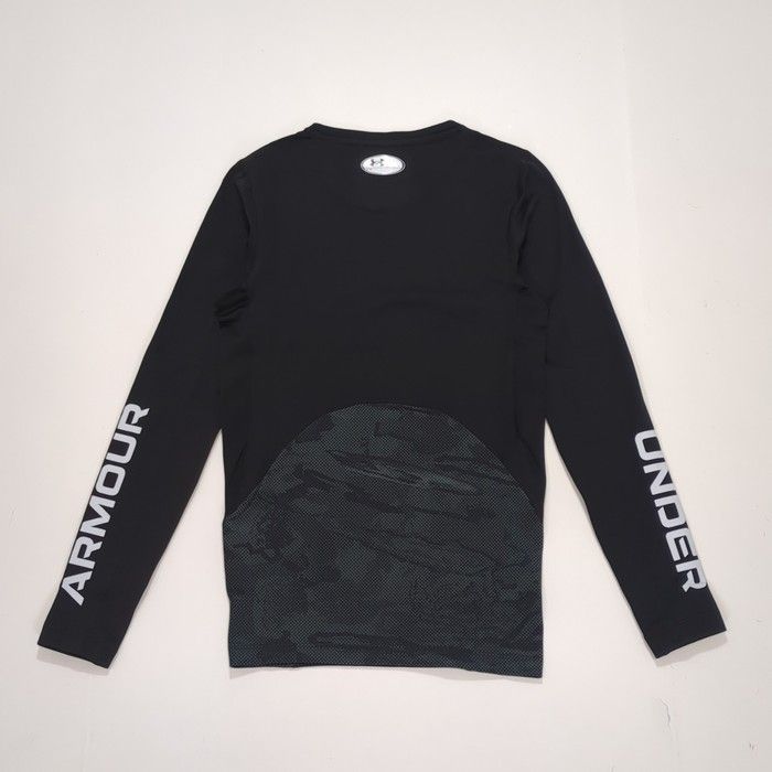 メンズ コールドギアアーマー クルー ノベルティ シャツ 1375529-001