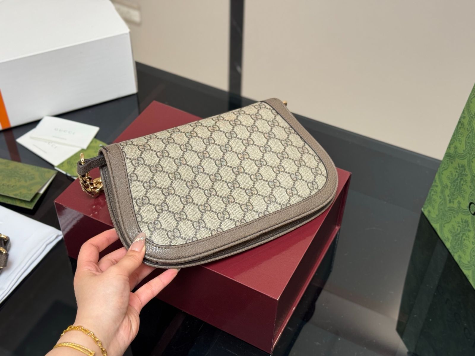【VINTAGE】GUCCI ブロンディ レザー ショルダーバッグ 今日特価】Gucci Blondie Shoulder Bag グッチ ブロンディ