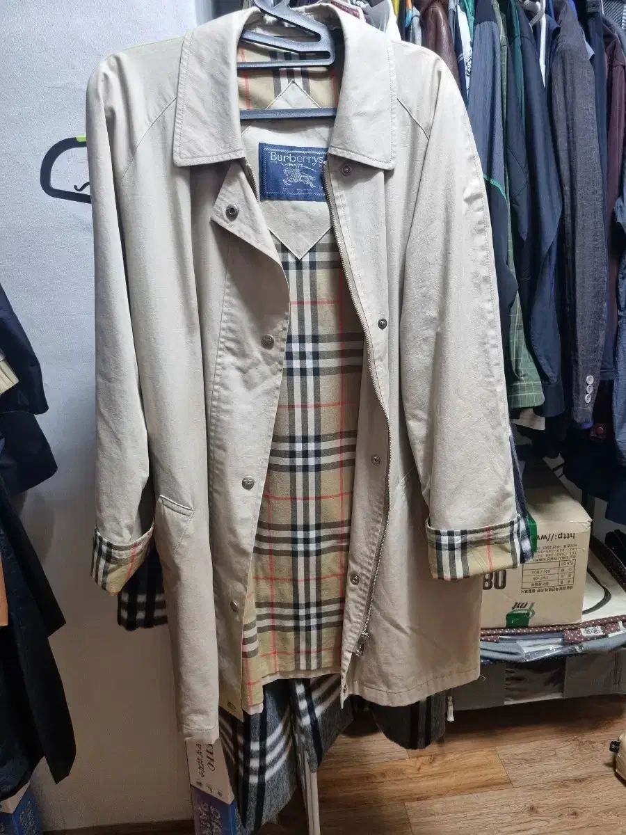 バーバリー トレンチコート ベージュ Classic CHECK