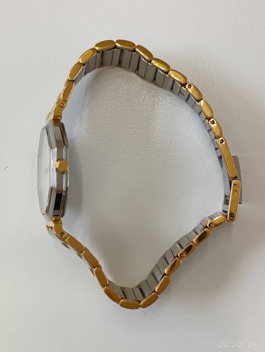 中古品】 Yves Saint Laurentイヴサンローラン YSL 腕時計 クオーツ  