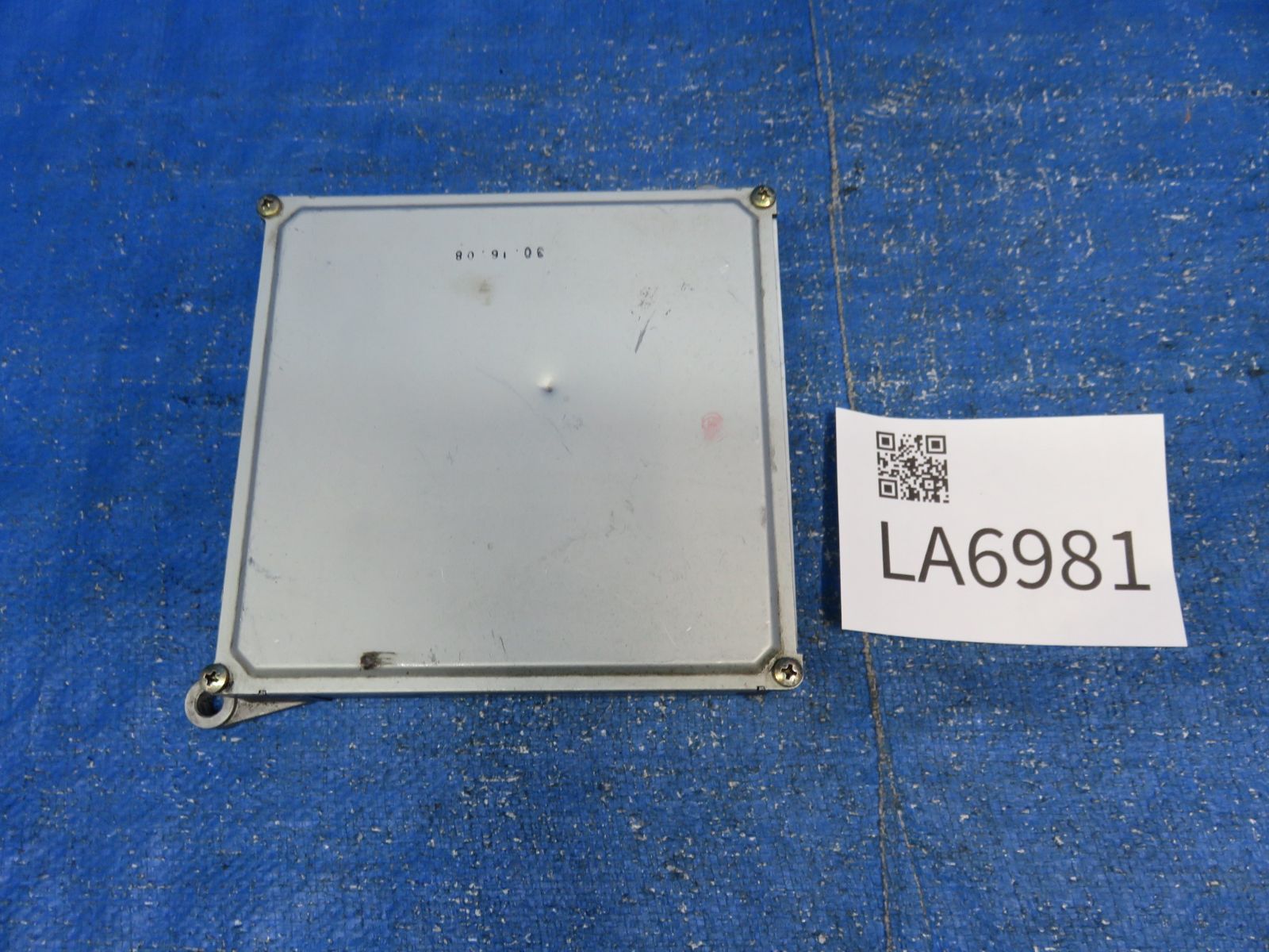 LA6981 ホンダ ステップワゴン RF8 エンジンコンピュータ エンジンコントロールユニット 純正 37820-PNC-J72 RF7 稼働車外し