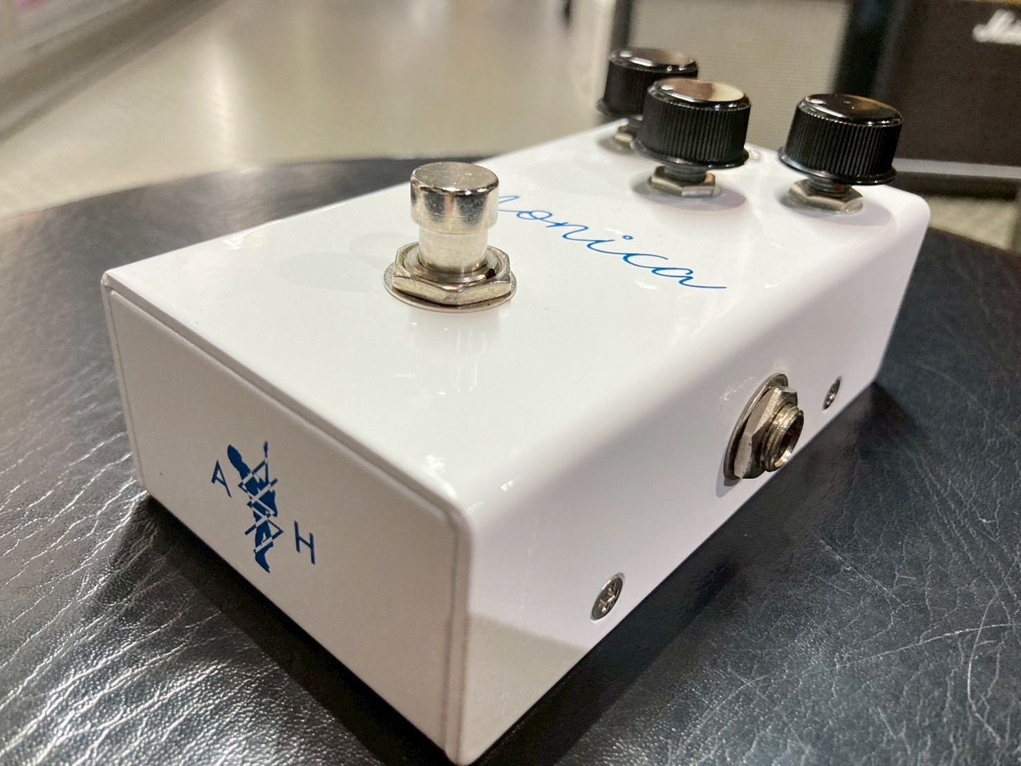 Virtues monica GOLD オーバードライブ エフェクター 限定カラー