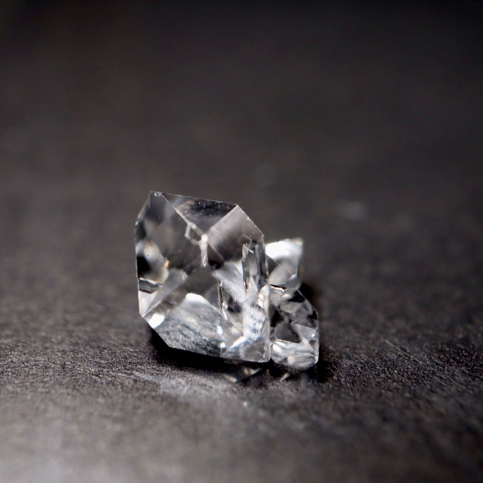 透明度抜群　極上　ハーキマー ダイヤモンド　原石　0.91ct