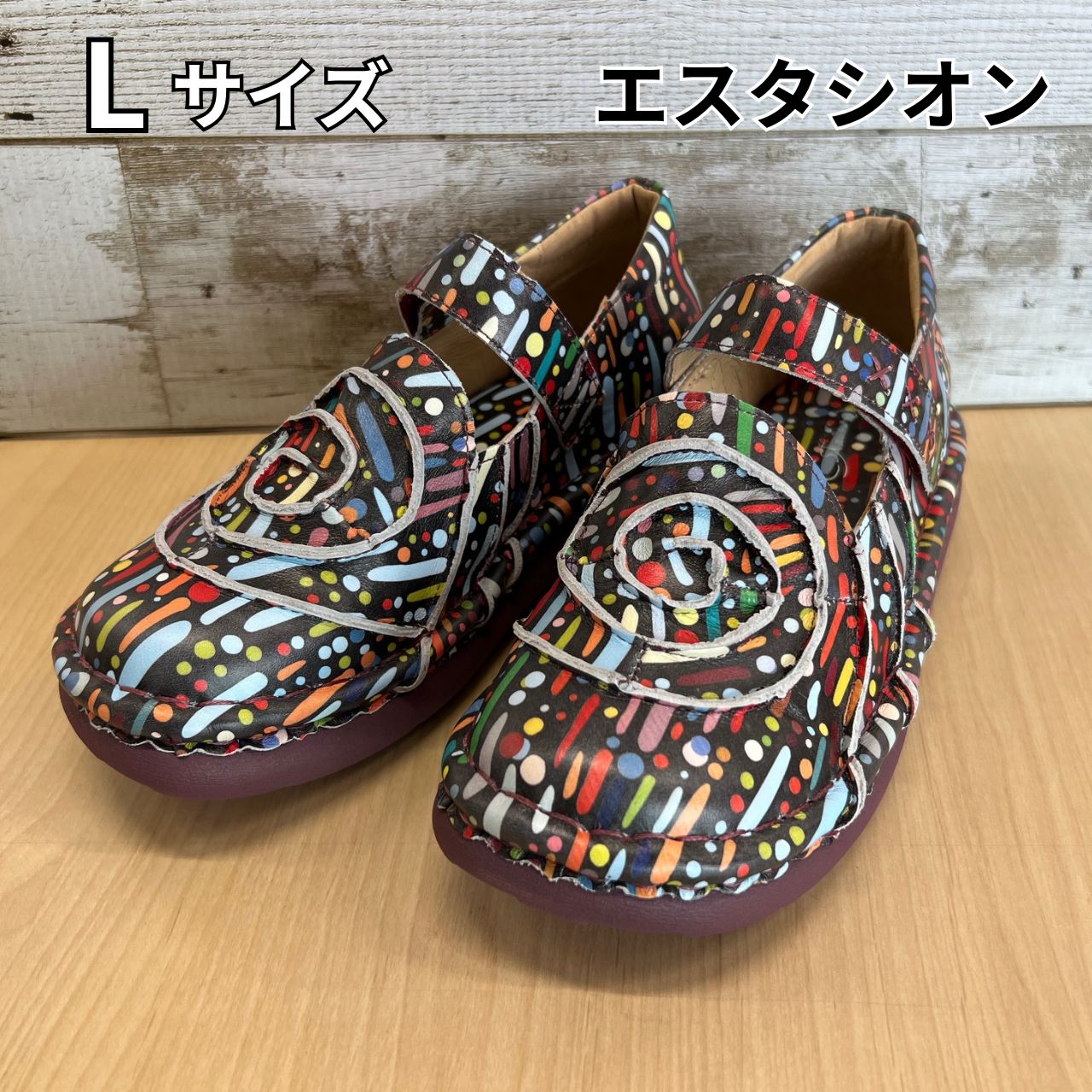 サイズL エスタシオン L花のモチーフ エスタシオン カラフルな花柄