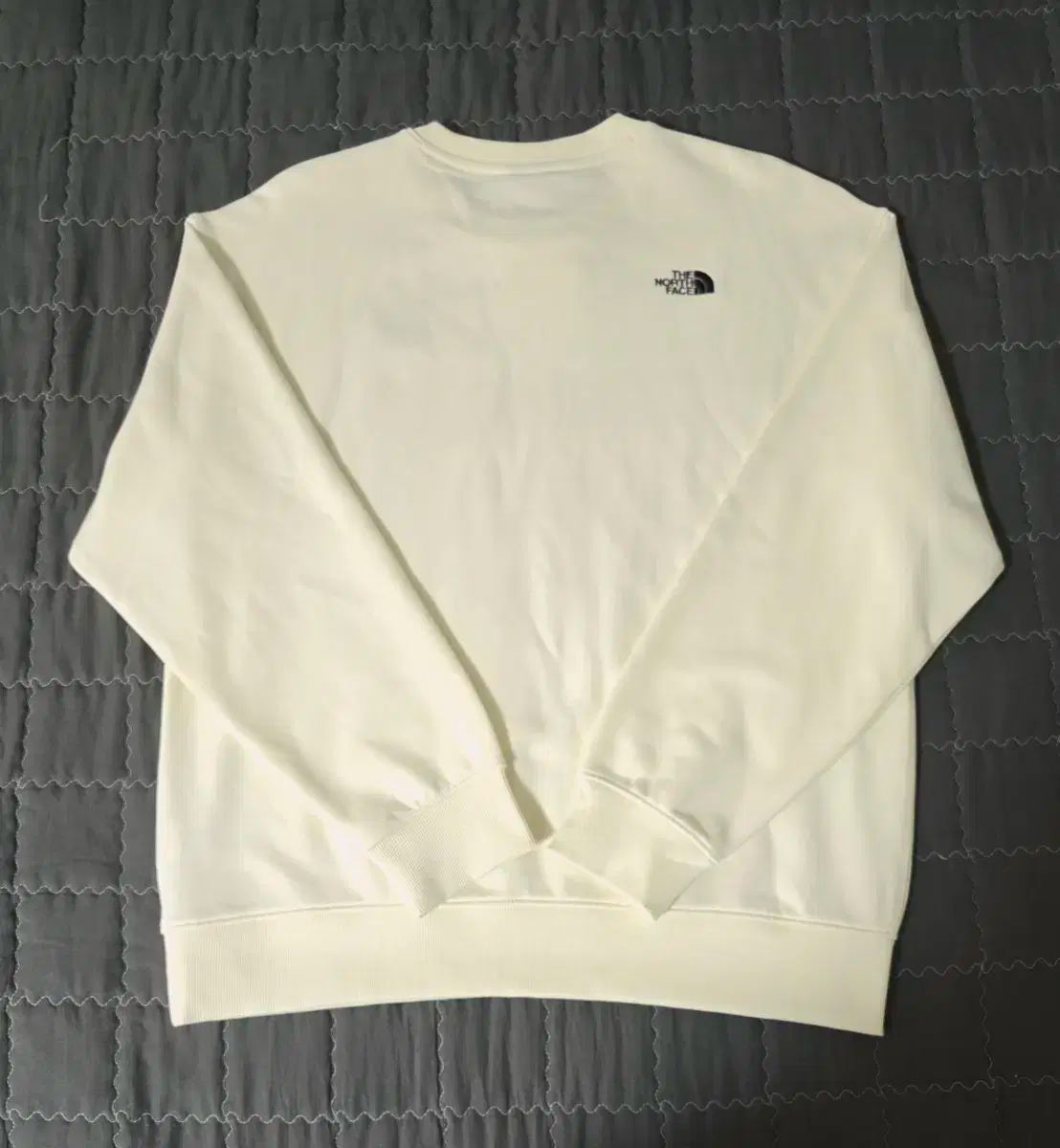 ラベル付き THE NORTH FACE ザ ノース フェイス トレーナー 95 男性 女性用