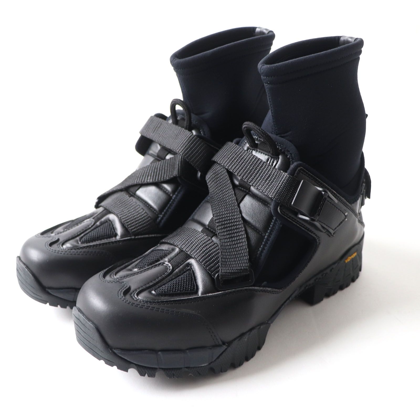 極美品 YUMEYUME ユメユメ CLOUD WALKER ロゴ入り ベルトデザイン 