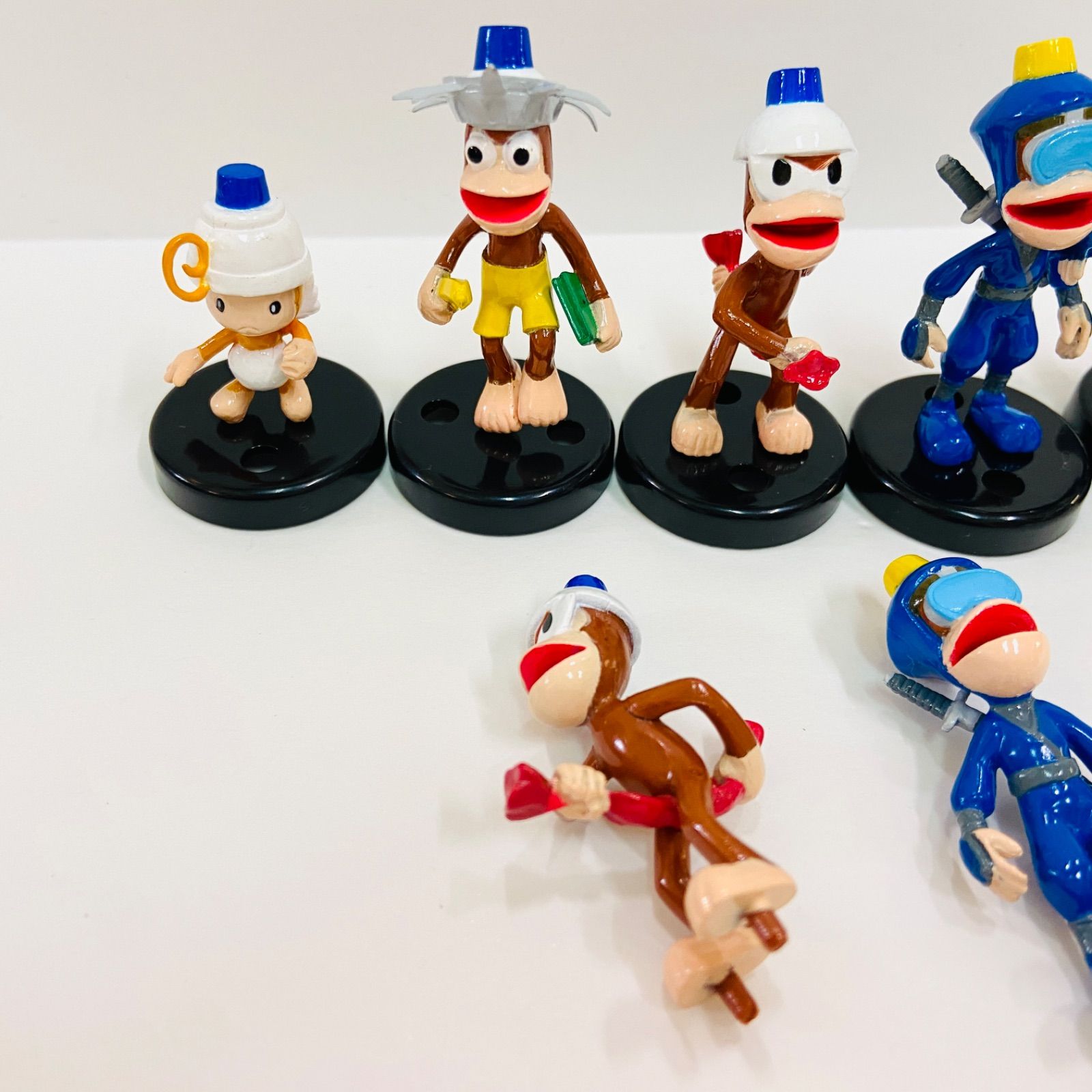 倉吉店】 サルゲッチュ2 サルコレフィギュアコレクション 14体セット