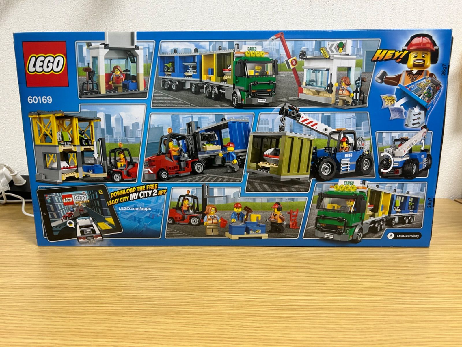 ✨新品・未開封✨レゴ（LEGO）60169 CITY レゴシティ配送センターと 