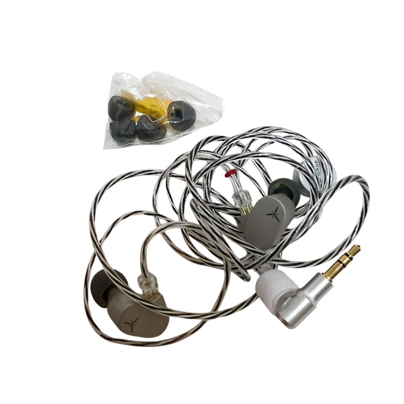 【新品未開封品】水月雨 (moondrop) 蘭 - LAN Ⅱ - POP 水月雨 (MoonDrop) 蘭 - LAN レビュー | 耳あたりが良く聴きやすい