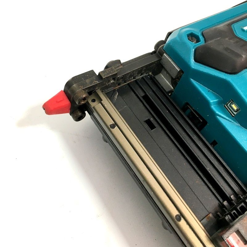 ピン釘打機 makita