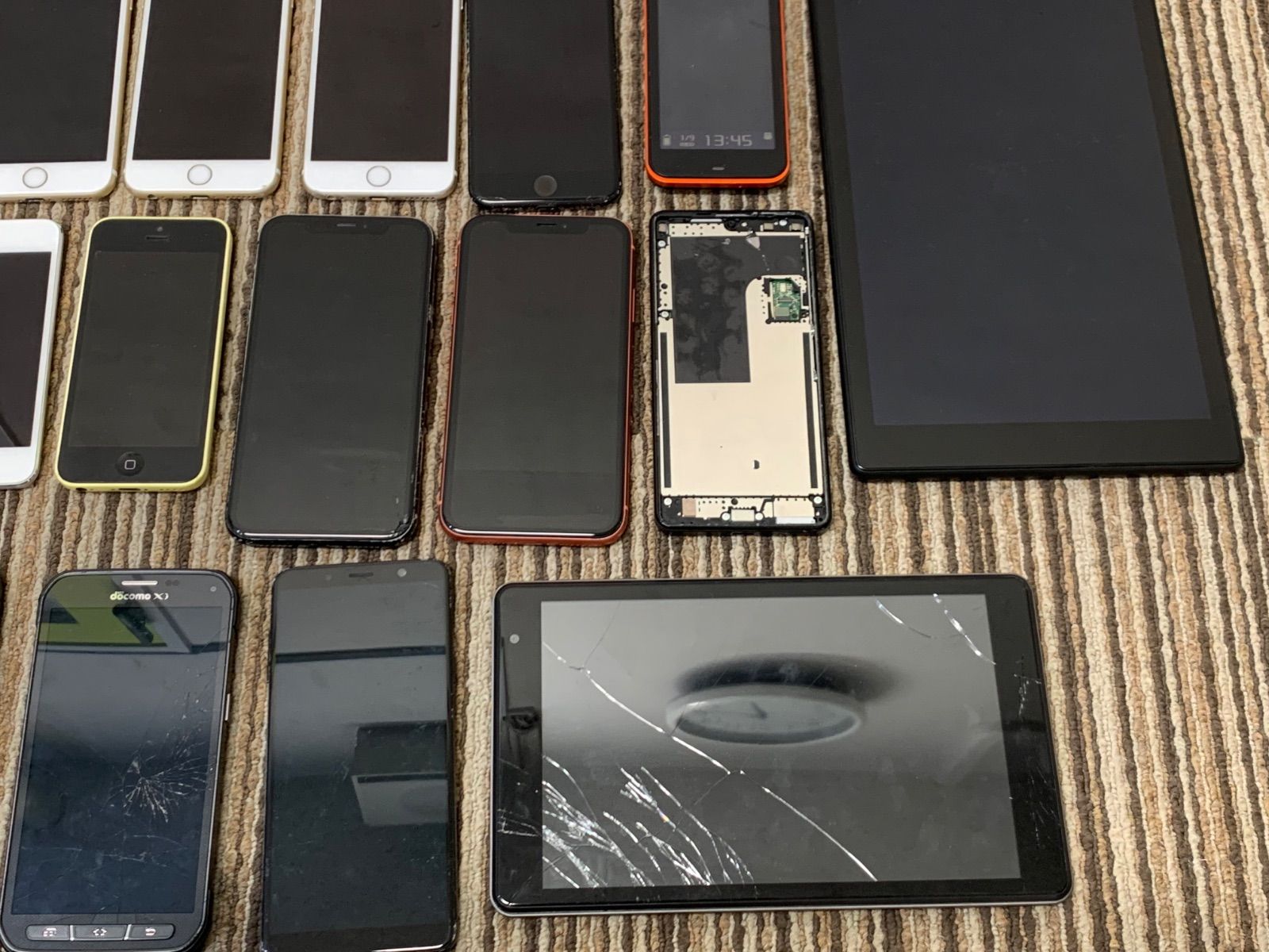 iPhone /iPad /iPod touch /Android /AirPods /タブレット/スマホ端末