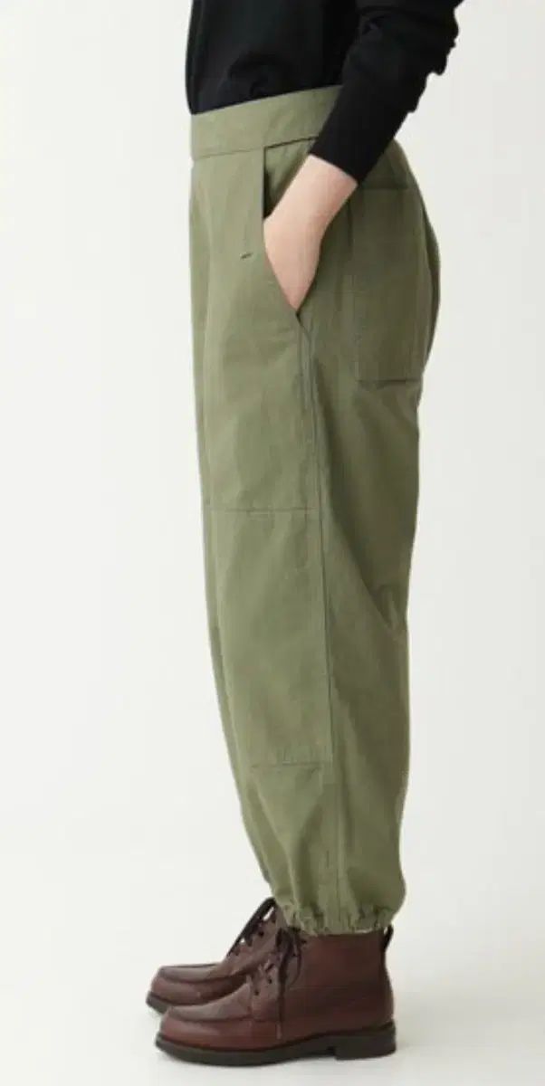 美品 MHL ワークパンツ 1 カーキ MHL by MARGARET HOWELL(マーガレットハウエル) パンツ 1 サイズ