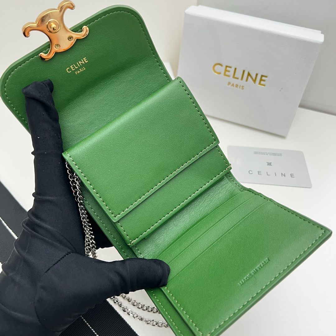 本日限定価格✨セリーヌ celine 財布 三つ折り トリオンフ財布 ライト