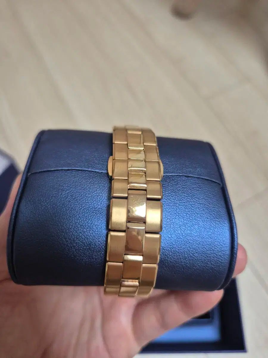 スワロフスキー Octea