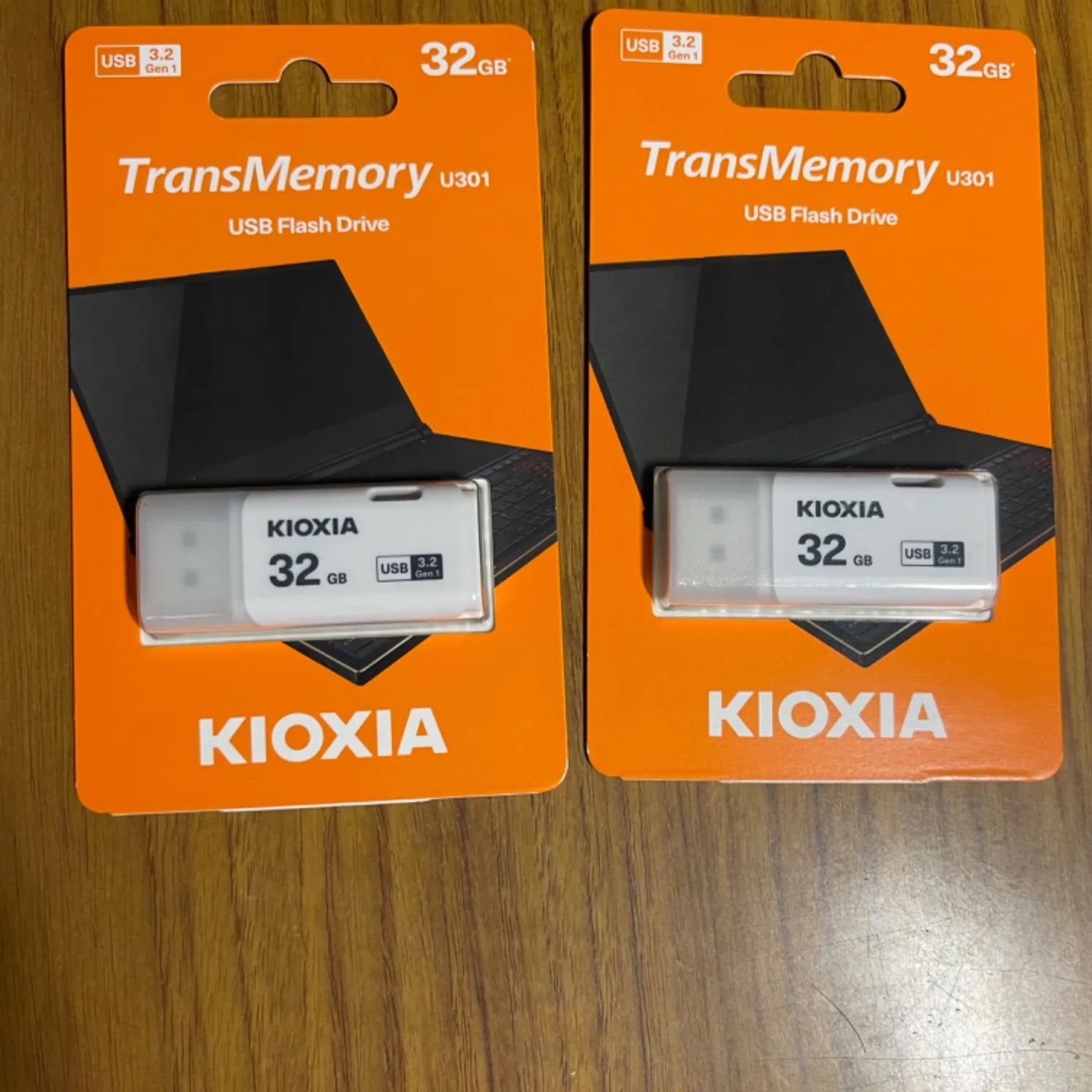 特典進呈U301 128GB Kioxia 旧東芝メモリ USB3.2 10個セット USBメモリ
