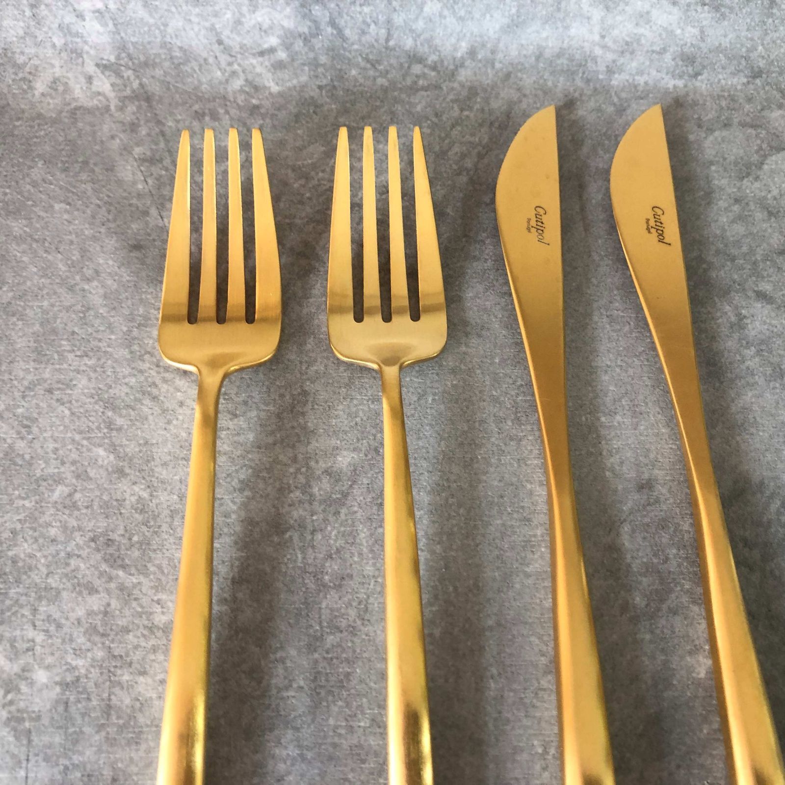 Cutipol ゴールドカトラリーセット 6点 楽天市場】Cutipol GOA クチポール ゴア ホワイトマットゴールド