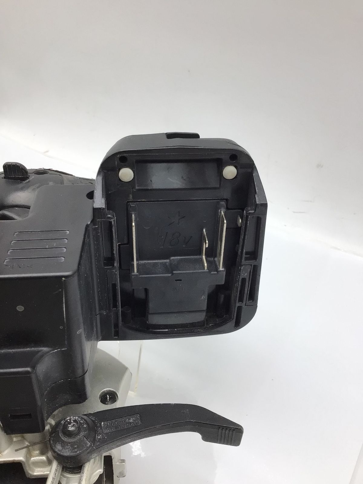 マキタ 18v125㎜充電式マルノコ