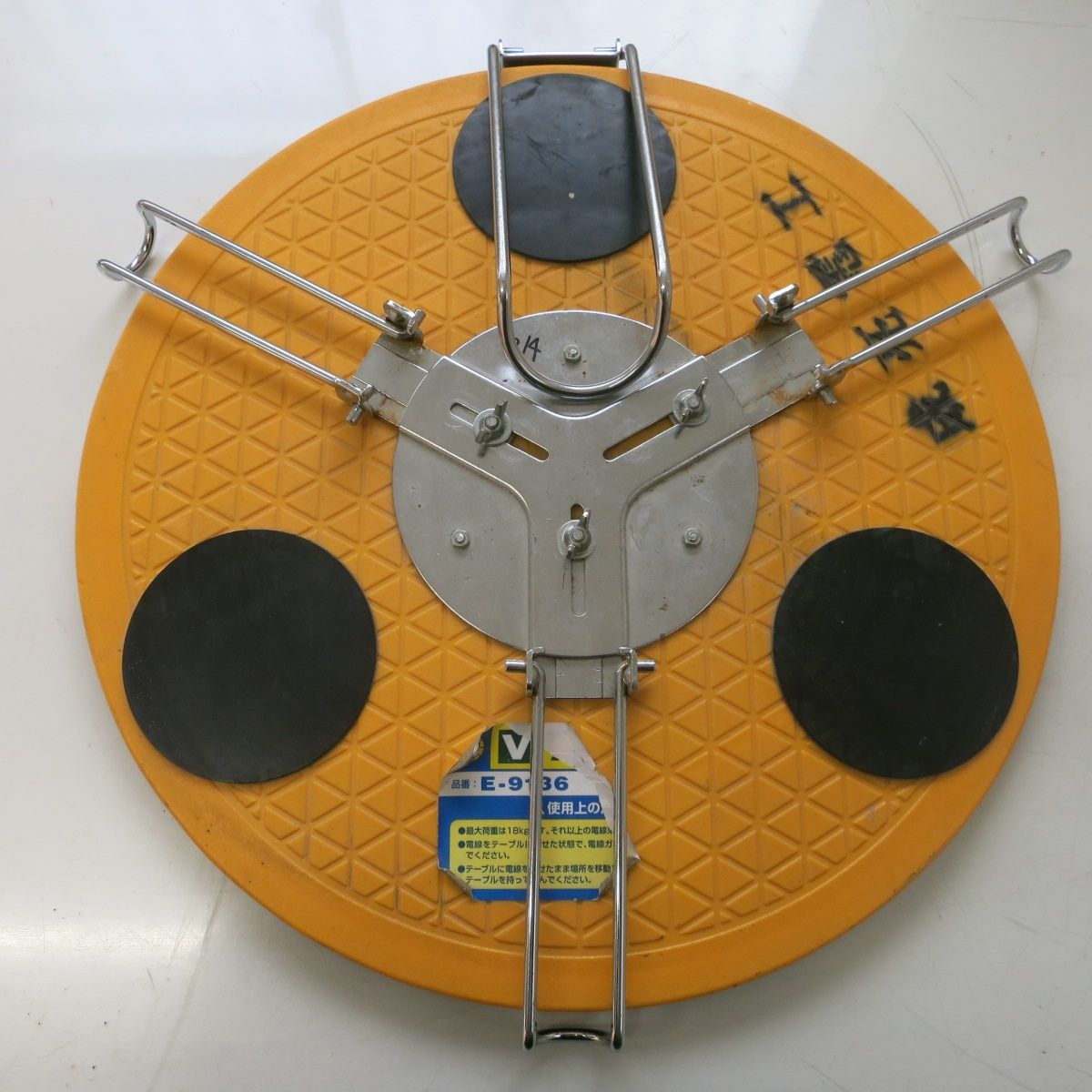 [送料無料] ◆ミノル工業 V ターン テーブル 最大荷重 18kg E-9136 電材 配線 配電 電気工事 ②◆