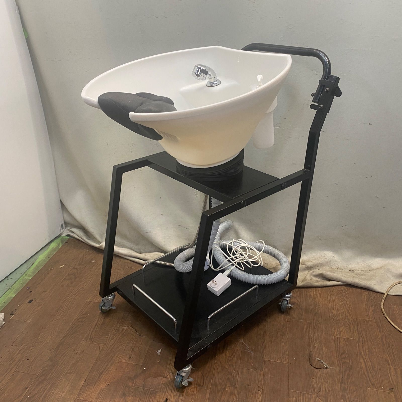 SA-981 訪問美容にも最適 移動式シャンプー台 どこでもシャンプー