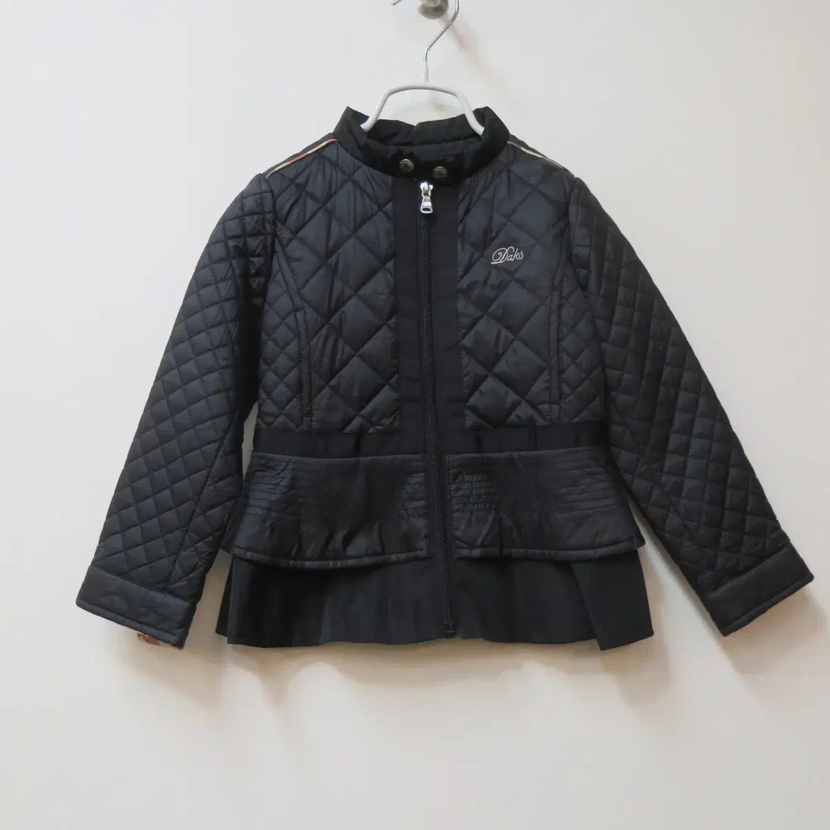 DAKS Little(ダックスキッズ) 黒 キルティング ジャケット ( 110 / 5Y