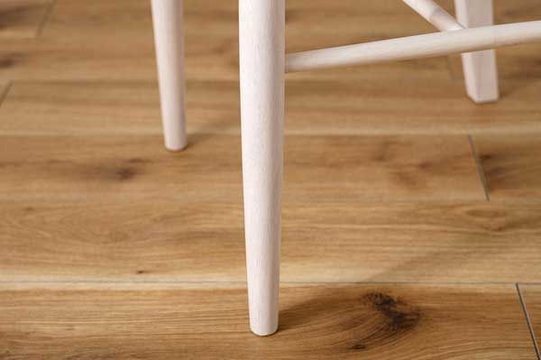 のダイニングチェア 堀り込み加工座面
